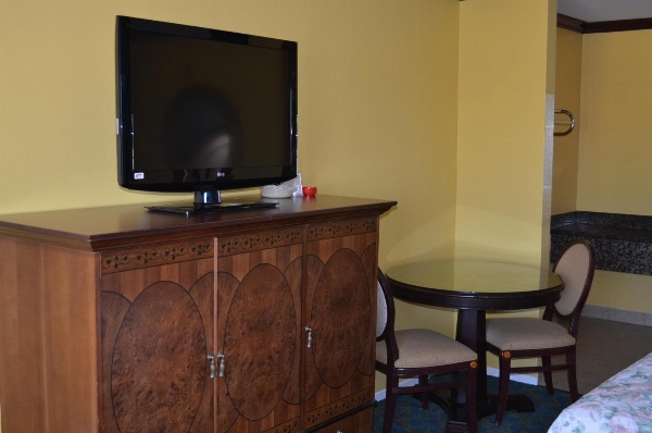 Cloud 9 Inn LAX image 2