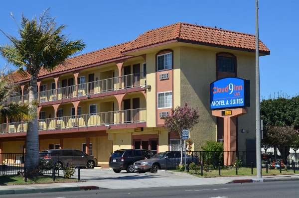 Cloud 9 Inn LAX image 28