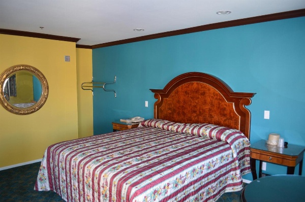 Cloud 9 Inn LAX image 5