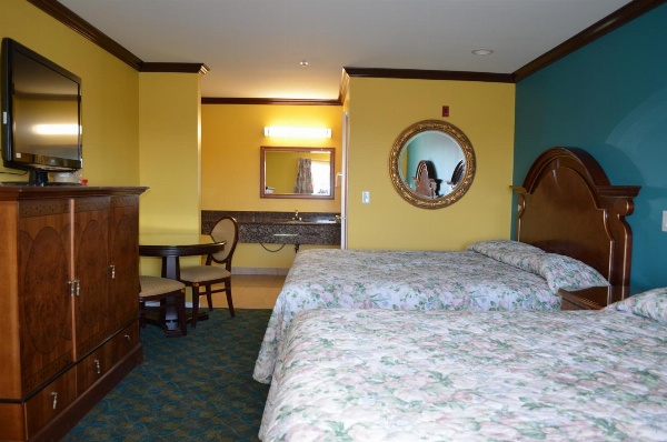 Cloud 9 Inn LAX image 8