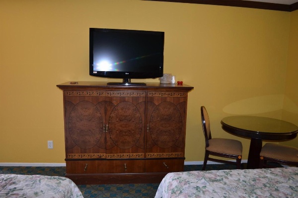 Cloud 9 Inn LAX image 9